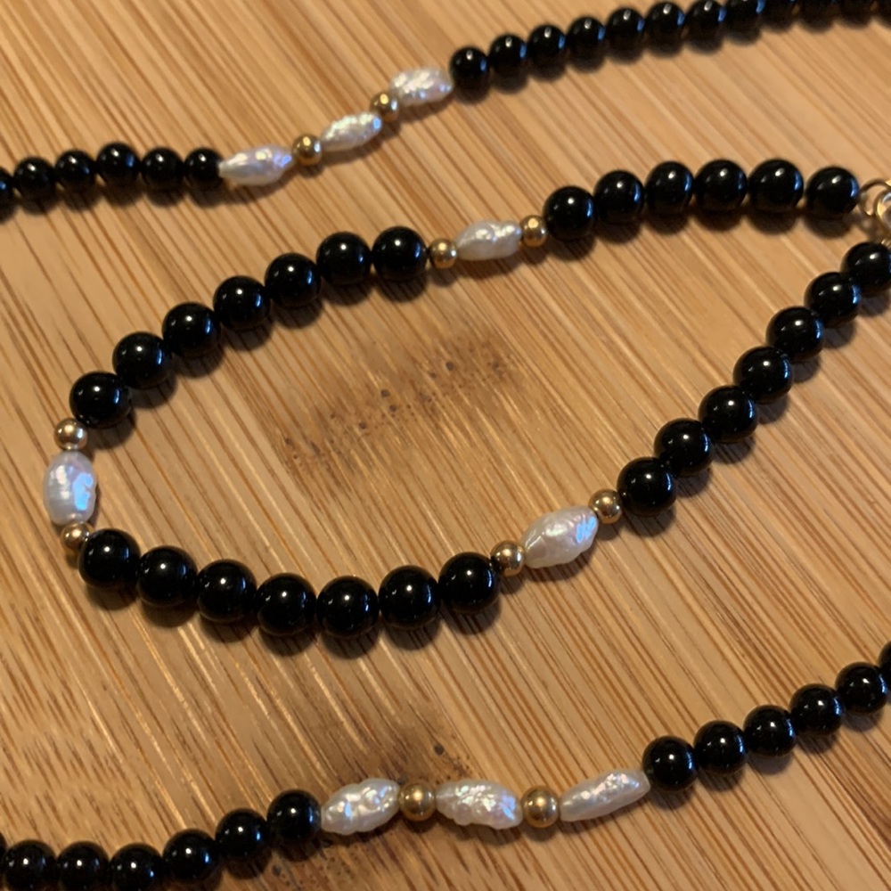 Onyx & Pearl Set